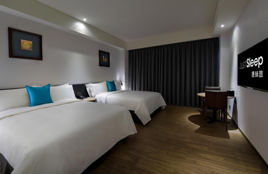 Just Sleep Kaohsiung Station Hotel Ngoại thất bức ảnh